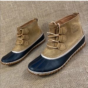 Sorel Waterproof Duck Boots Black  Tan Women's Size 9